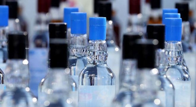 Jandarma sahte içkiye geçit vermedi
