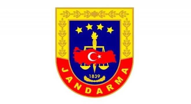 Jandarma hırsızlık şüphelilerini yakaladı