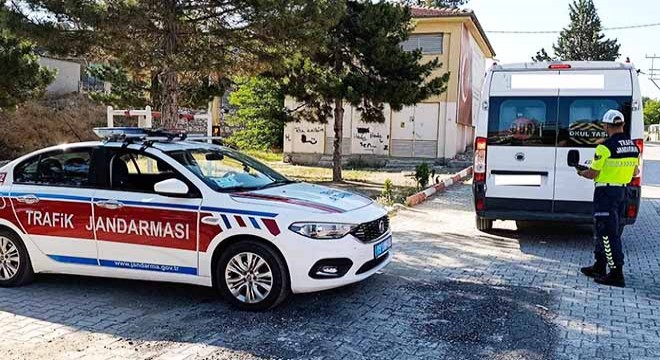 Jandarma trafik denetimini artırdı