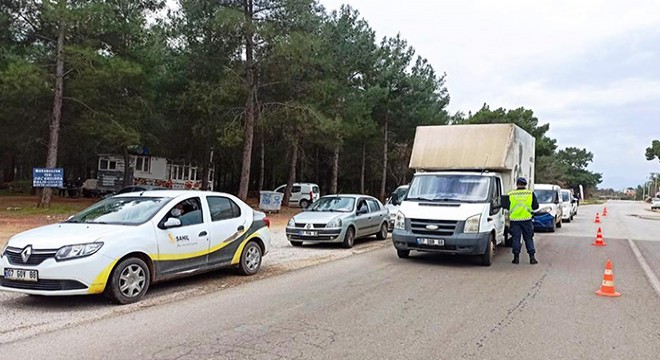 Jandarma, trafik ve pandemi kurallarını denetledi