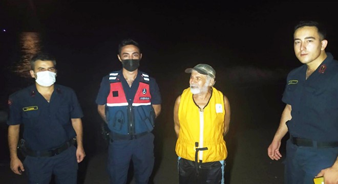 Jandarmadan denizde kurtarma operasyonu