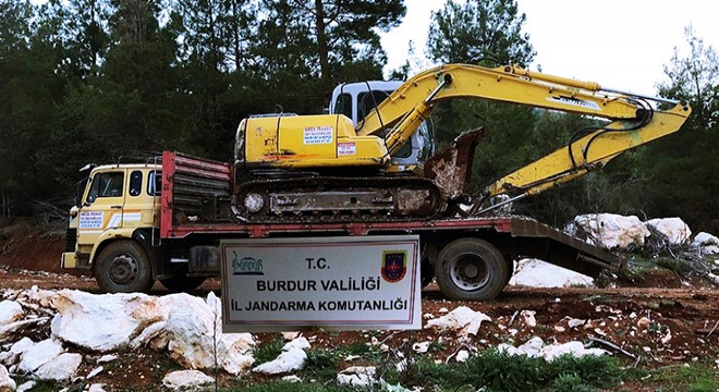Jandarmadan kaçak kazı operasyonu