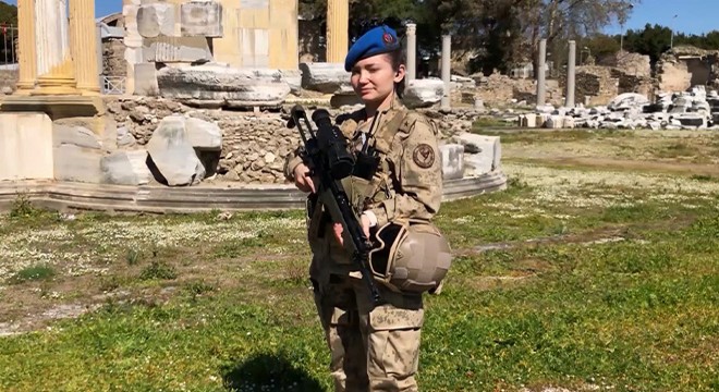Jandarmadan kadınlar günü videosu
