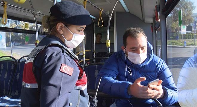 Jandarmadan toplu ulaşım araçlarına denetim
