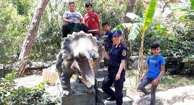 Jandarmadan çocuklara yaz etkinliği