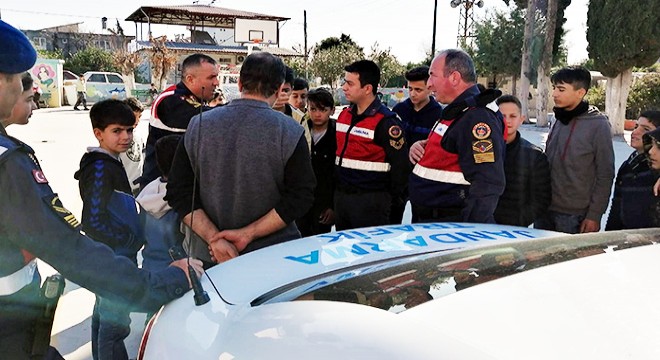 Jandarmadan öğrencilere trafik eğitimi