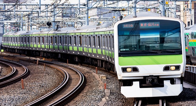 Japonya'da şiddetli yağış tren seferlerini aksattı