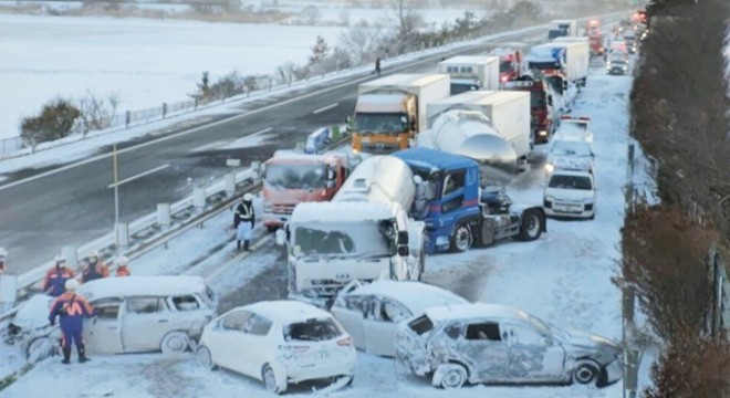 Japonya’da zincirleme kaza: 8 ağır yaralı