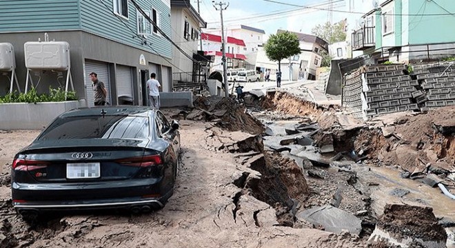 Japonya daki depremlerde can kaybı artıyor
