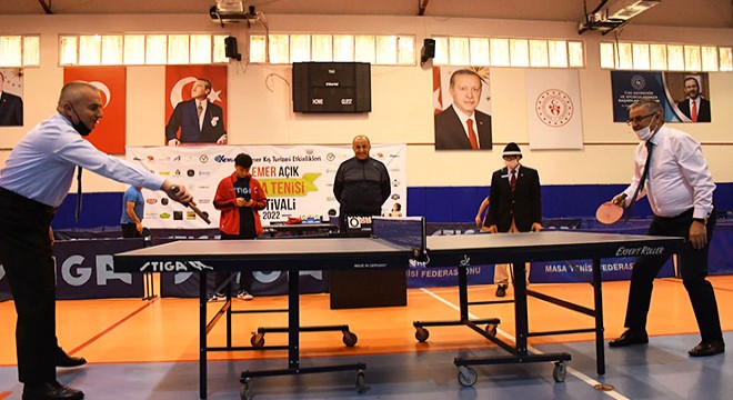 KEMİAD 2. Kemer Açık Masa Tenisi Turnuvası başladı