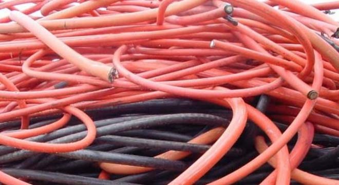 Kablo hırsızlığı yapan 2 kişi tutuklandı