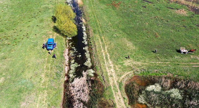 Kaçak avcı drone ile yakalandı