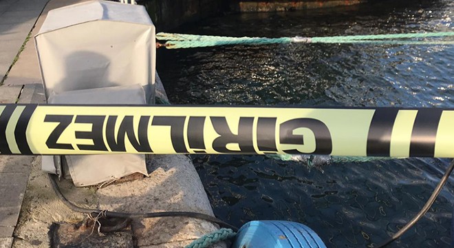 Kadıköy'de denizde ceset bulundu