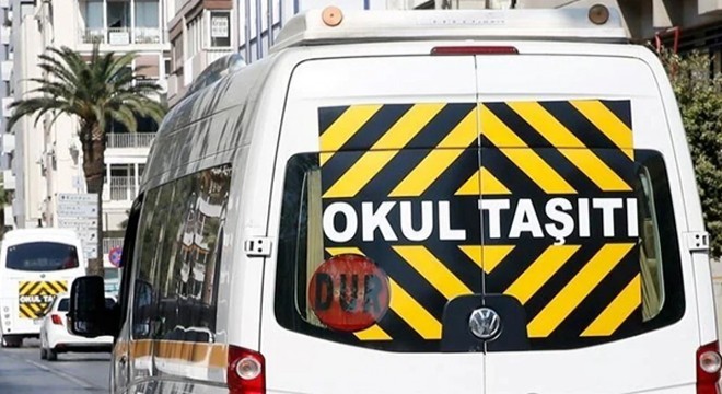 Kadıköy de öğrenci servisi kaçırıldı