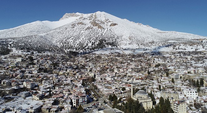 Kadim Şehir Elmalı da kar güzelliği