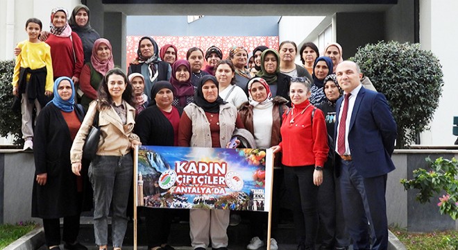 Kadın çiftçiler Dokumapark'ta