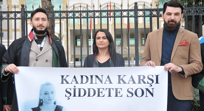 Kadın cinayetlerine avukatlardan tepki