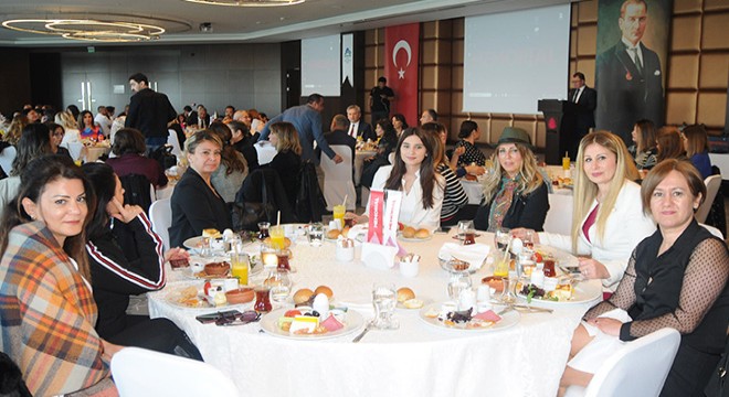Kadın sigortacılar kahvaltıda buluştu