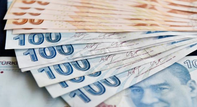 Kadın sürücünün aynasını kıran şüpheliye drift cezası