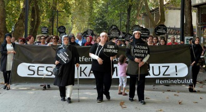 Kadın cinayetleri ve şiddete karşı  sessiz  yürüyüş