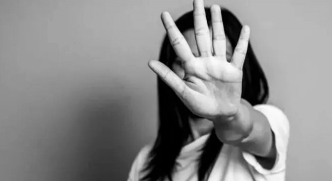 Kadına şiddet; sokak ortasında dövüldü, şikayetçi olmadı