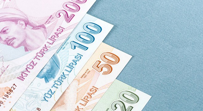 Kadının cüzdanından 400 TL çaldı