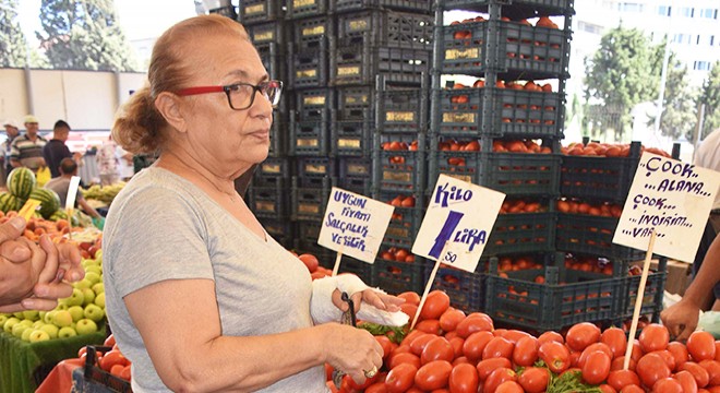 Kadınlar mutfakta kış hazırlıklarına başladı