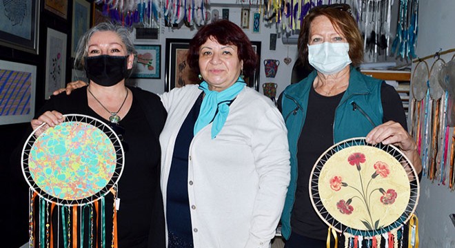 Kadınlar sanat mağazası açtı