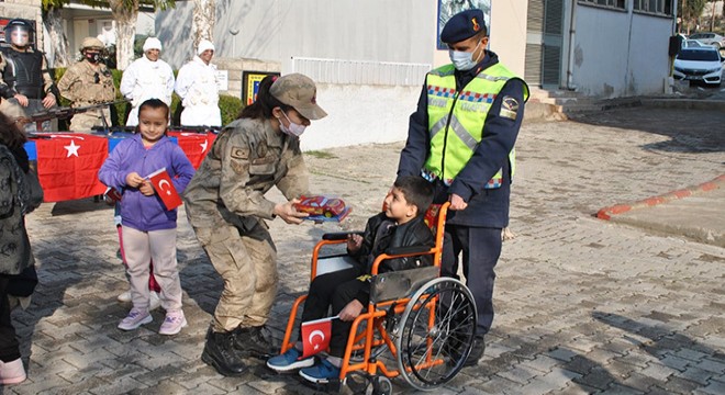 Kahramanlar,  onları unutmadı