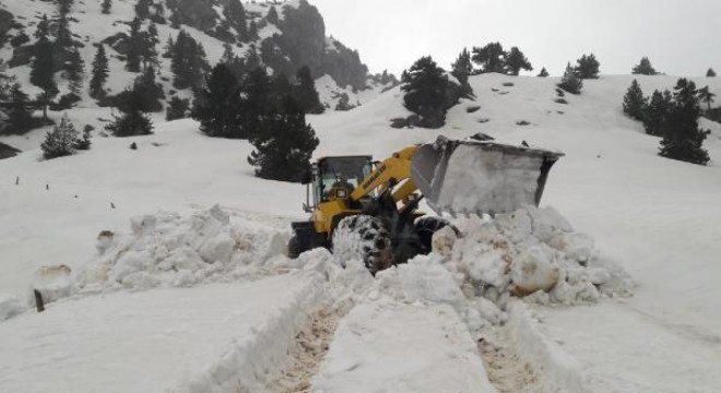 Kahramanmaraş'ta karla mücadele