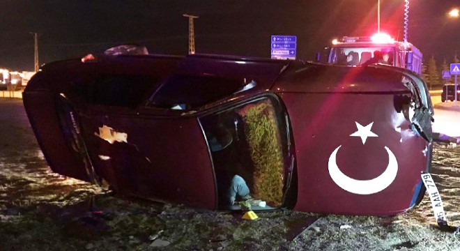 Otomobil devrildi: 1 ölü, 1 yaralı