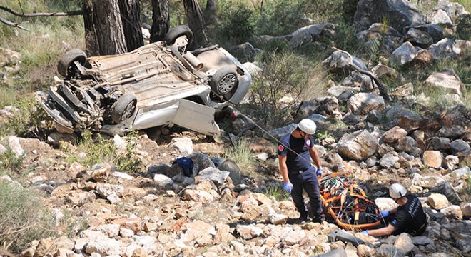 Kahvaltı yolculuğu uçurumda sonlandı: 1 ölü, 2 yaralı