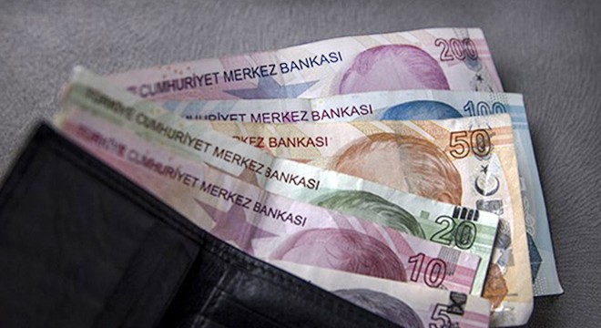 Kahvehanede oyun oynayanlara 28 bin 305 lira ceza