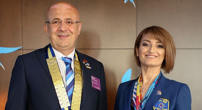 Kaleiçi Rotary de görev değişimi