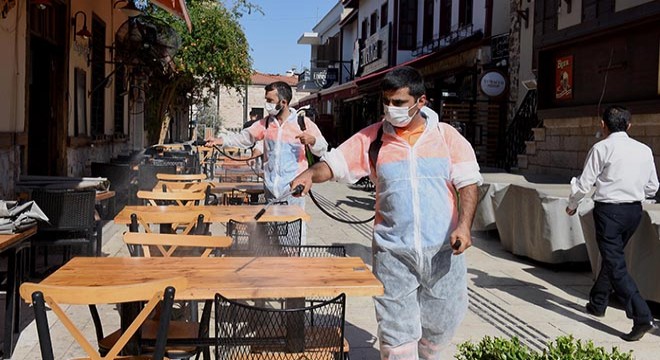 Kaleiçi, festival öncesi dezenfekte edildi