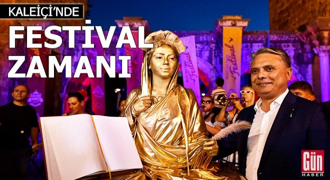 Kaleiçi nde festival zamanı