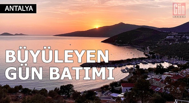 Kalkan'da büyüleyen gün batımı