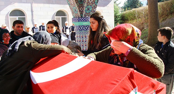 Kalp krizinden ölen uzman onbaşıya gözyaşlı veda
