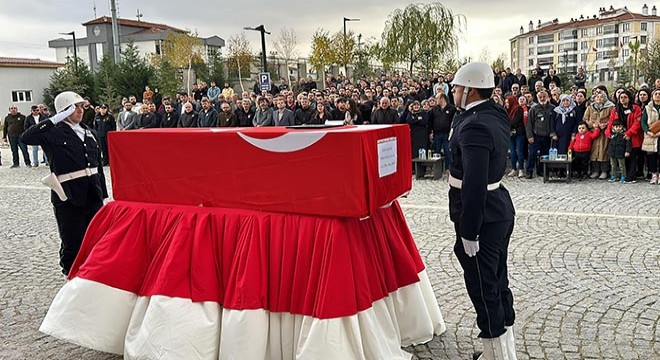 Kalp krizi geçiren polis hayatını kaybetti