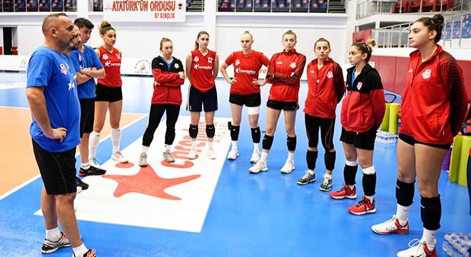 Kamberoğlu'yla ilk sınav