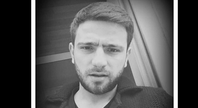 Kamyona çarpan hafif ticari aracın sürücüsü öldü