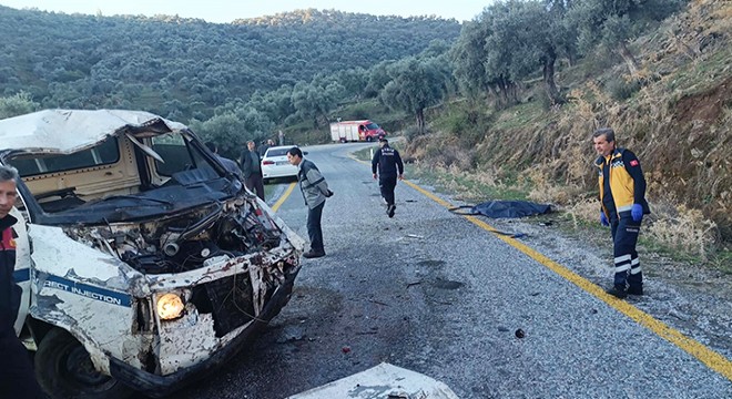 Kamyonet, 20 metreden yuvarlandı: 2 ölü