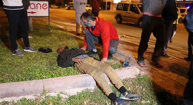 Kamyonetle ezip, yaktığı motosikletin zararını karşılayacak