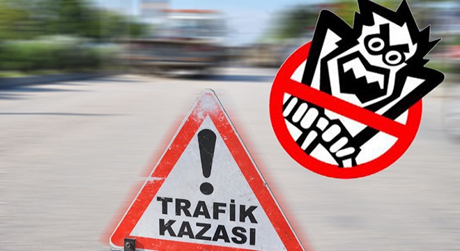 Kamyonetle motosiklet çarpıştı: 2 yaralı