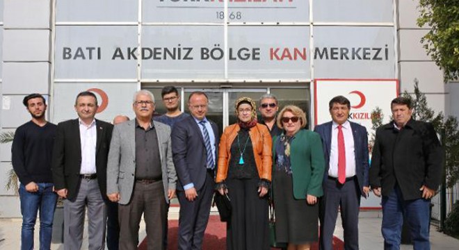 Kan bağışına yoğun ilgi