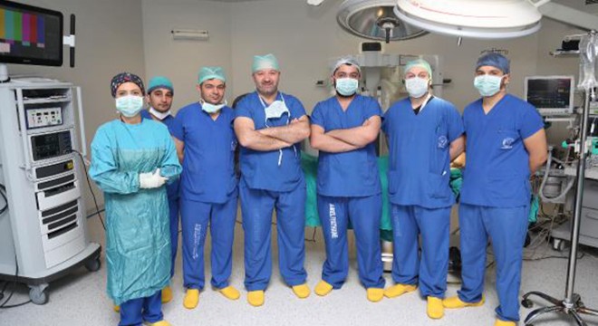 Kanser hastasının yemek borusu robotik teknikle alındı