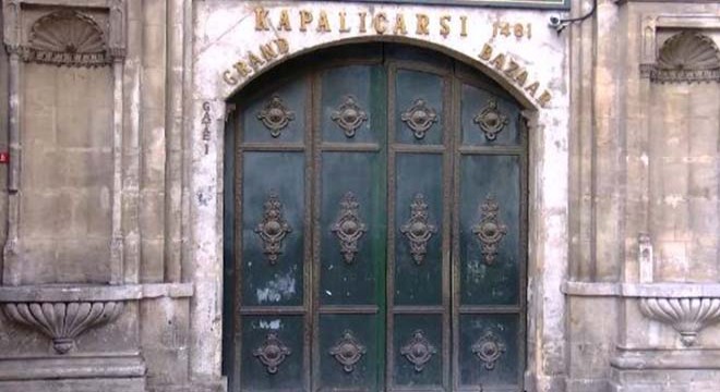 Kapalıçarşı'da esnaf son hazırlıklarını tamamladı