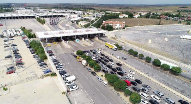 Kapıkule'de gurbetçi yoğunluğu
