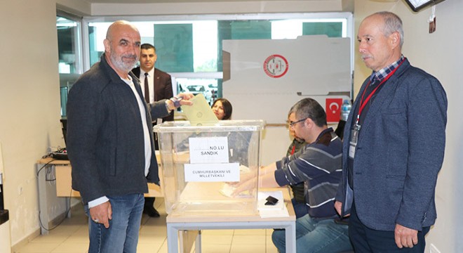 Kapıkule'de oy kullanma işlemleri başladı