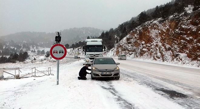 Kar yağışı, Alacabel'de ulaşımı aksattı
